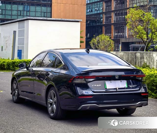 Honda Accord PHEV id 4260762 из Китая 20