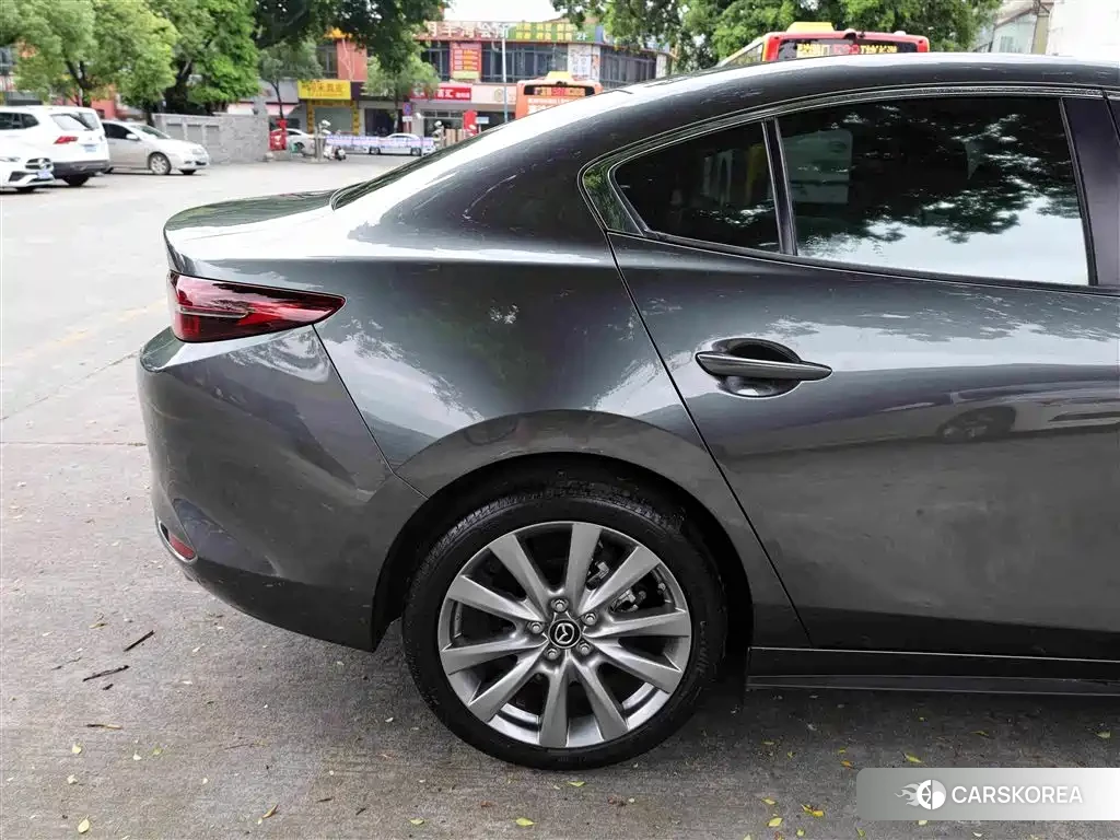 Mazda 3 id 4576813 из Китая 20