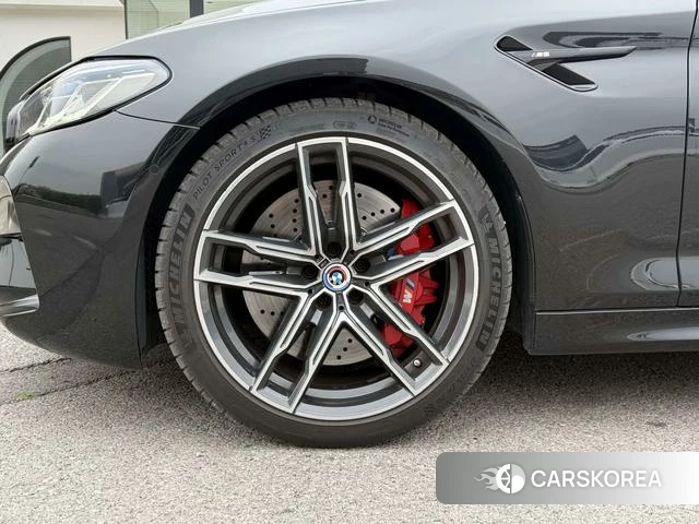 BMW M5 id 4256874 из Китая 20
