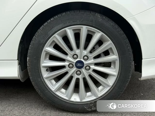 Ford Fox id 4213456 из Китая 20