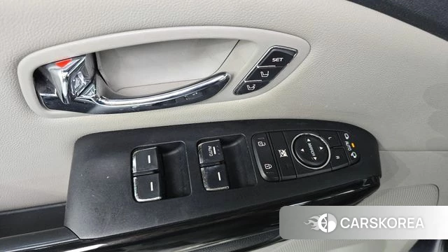 Kia The New Carnival id 4363351 из Кореи 20