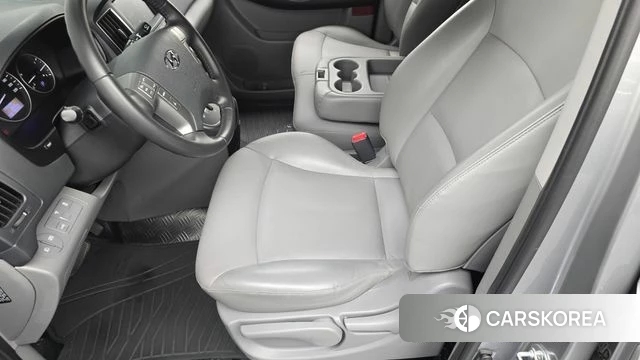 Hyundai The New Grand Starex id 4647353 из Кореи 20