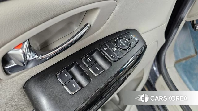 Kia The New Carnival id 4742280 из Кореи 20