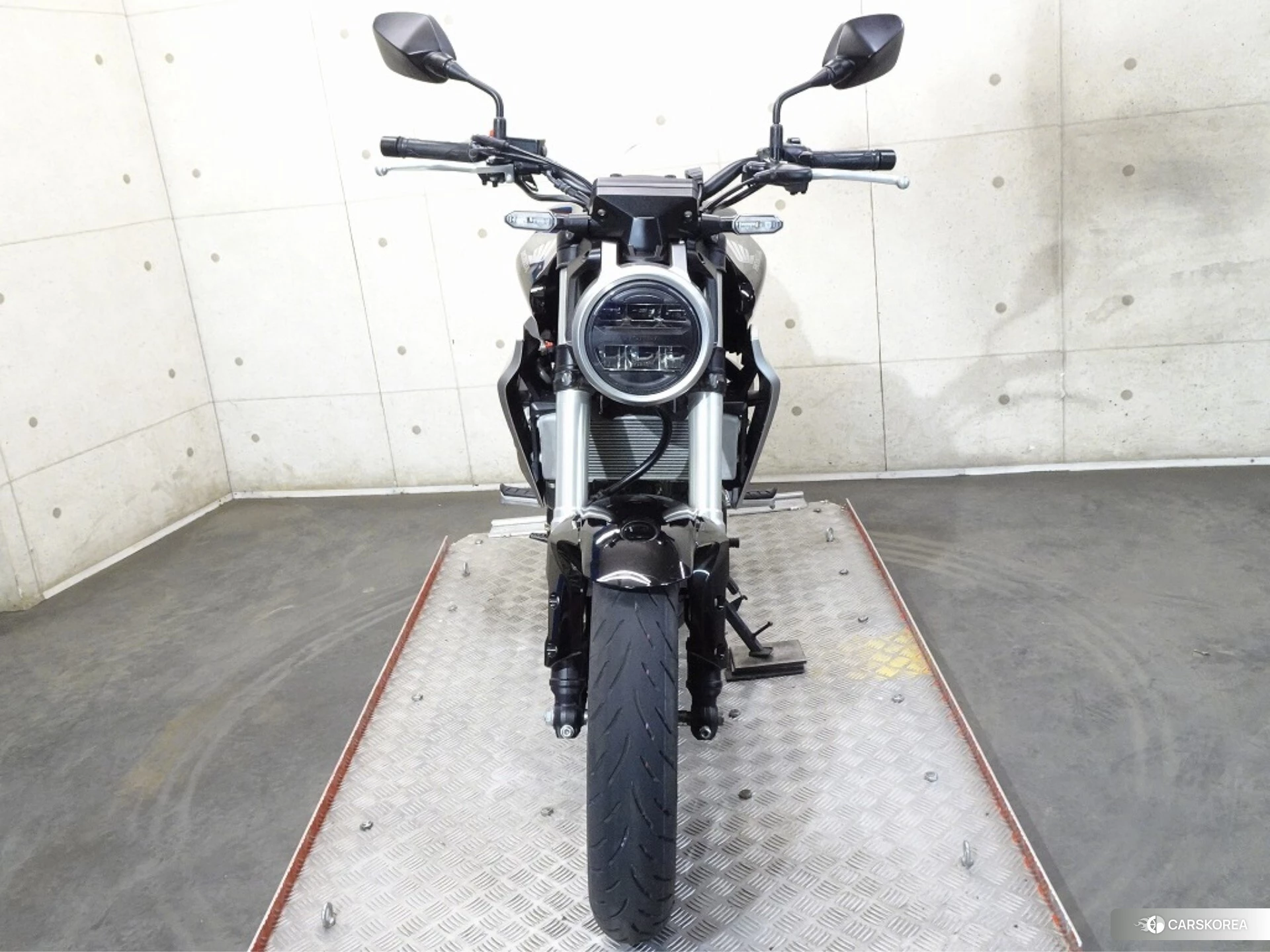 Проданный Honda CB250R id 3950454 из Японии, фото 20