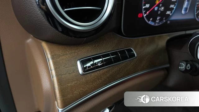 Mercedes-Benz E-Class W213 id 4765095 из Кореи 20