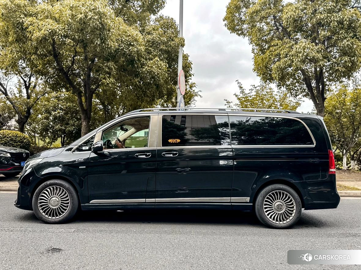 Mercedes-Benz V-class id 4455210 из Китая 20