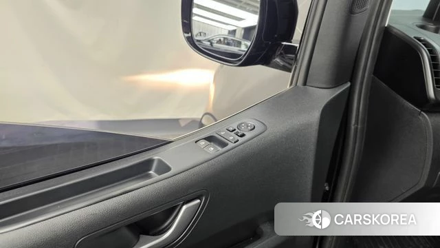 Hyundai Staria id 4201191 из Кореи 20