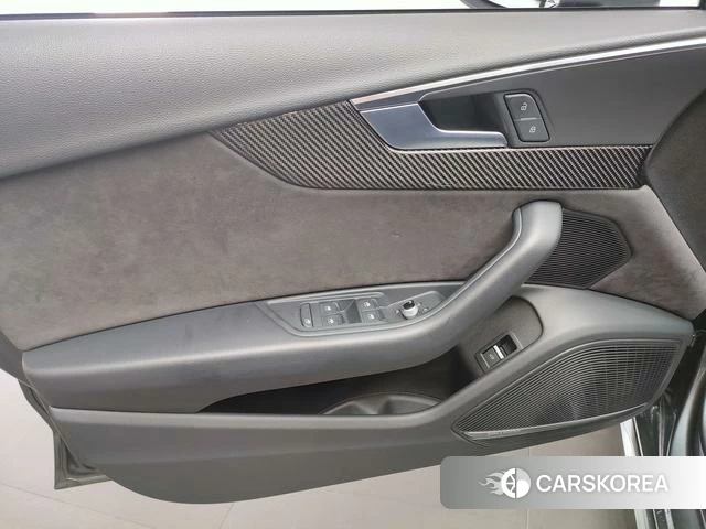 Audi A4L id 4276651 из Китая 20