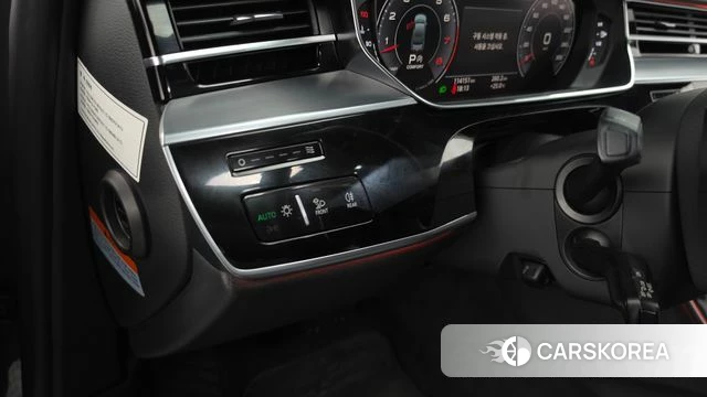 Audi A8 (D5) id 4390056 из Кореи 20