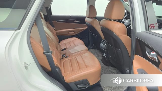 Kia The New Sorento id 4557513 из Кореи 20