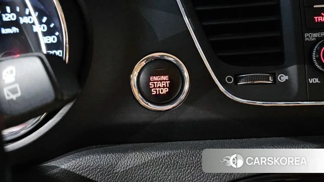 Kia The New Carnival id 4737425 из Кореи 20