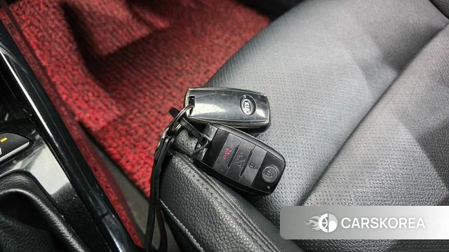 Kia Stonic id 4459725 из Кореи 20
