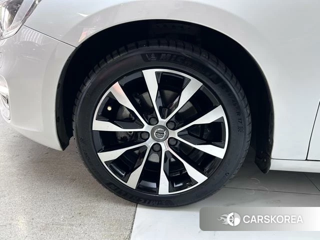 Volvo S60 id 4215594 из Китая 20