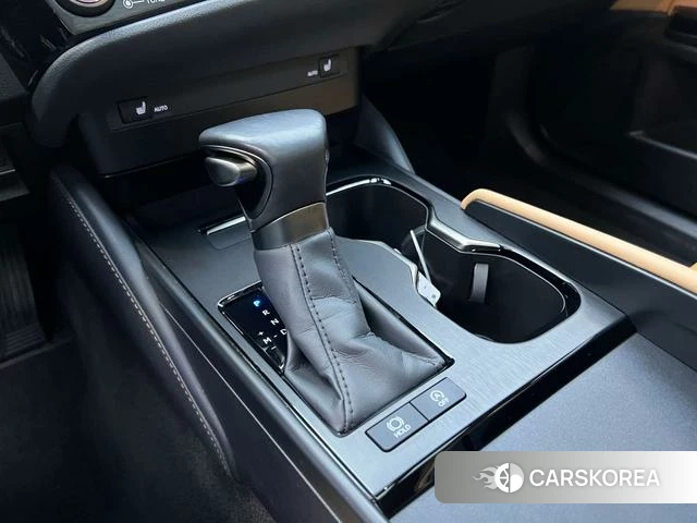 Lexus ES id 4353643 из Китая 20