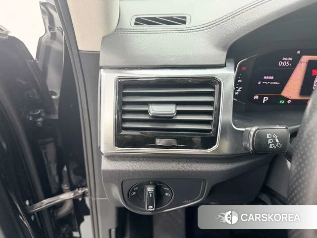 Volkswagen Tourang id 4298074 из Китая 20