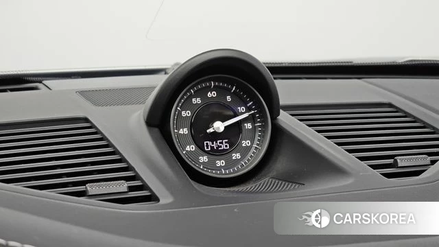 Porsche 911(992) id 4688887 из Кореи 20