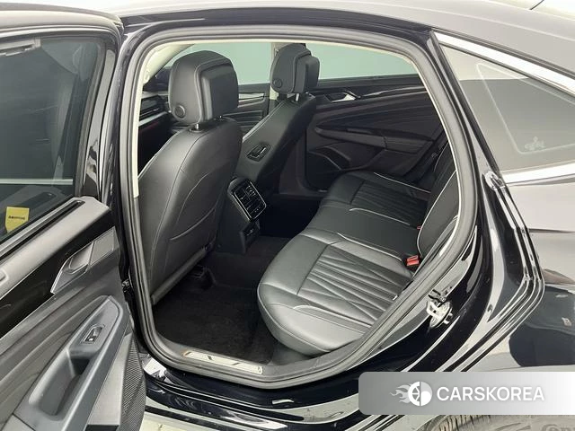 Volkswagen Passat id 4259495 из Китая 20