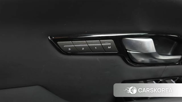 Land Rover Range Rover Evoque id 4638235 из Кореи 20