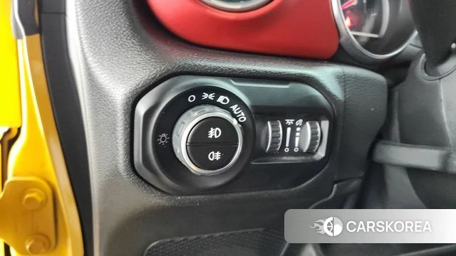 Jeep Wrangler (JL) id 4195773 из Кореи 20