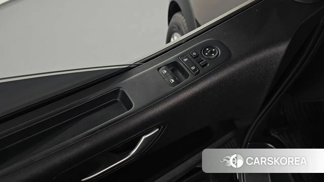 Hyundai Staria id 4898295 из Кореи 20
