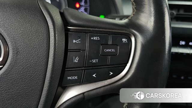 Lexus UX250h id 4459292 из Кореи 20