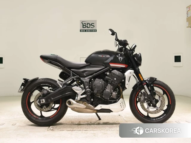 Triumph TRIDENT 660 id 3946637 из Японии 20