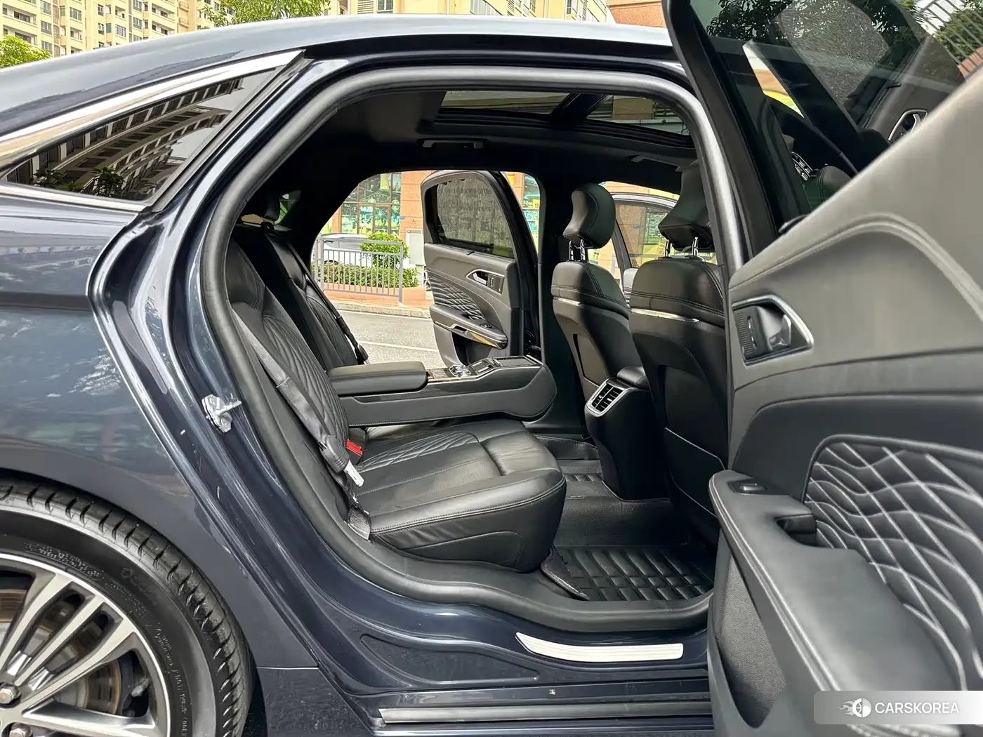 Ford Taurus id 4607133 из Китая 20
