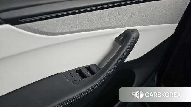 Tesla Model Y id 4441793 из Кореи 20
