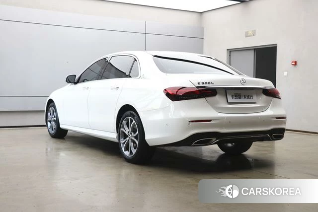 Mercedes-Benz E-class id 4261958 из Китая 20