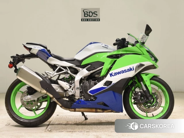 Kawasaki ZX-4RR id 4191968 из Японии 20