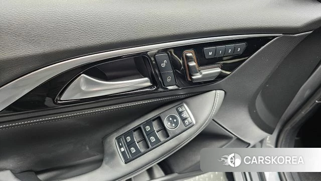 Infiniti Q30 id 4345319 из Кореи 20