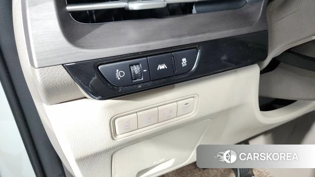 Kia Carnival 4th generation id 4281942 из Кореи 20