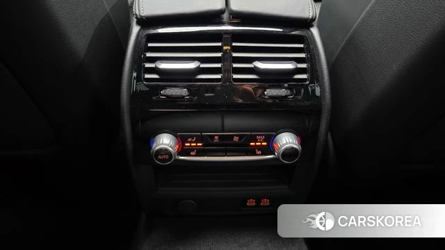 BMW 5 Series (G30) id 4584945 из Кореи 20