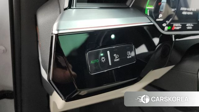 Audi e-Tron id 4507105 из Кореи 20