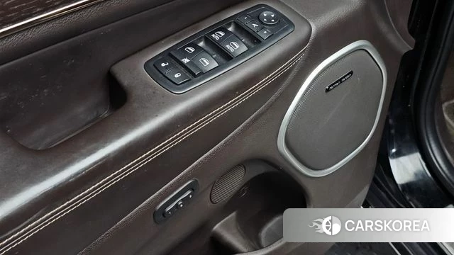 Jeep Grand Cherokee id 4633252 из Кореи 20