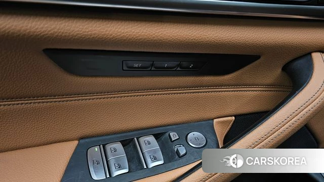BMW 5 Series (G30) id 4383430 из Кореи 20