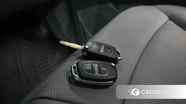 Hyundai The New Grand Starex id 4698317 из Кореи 20