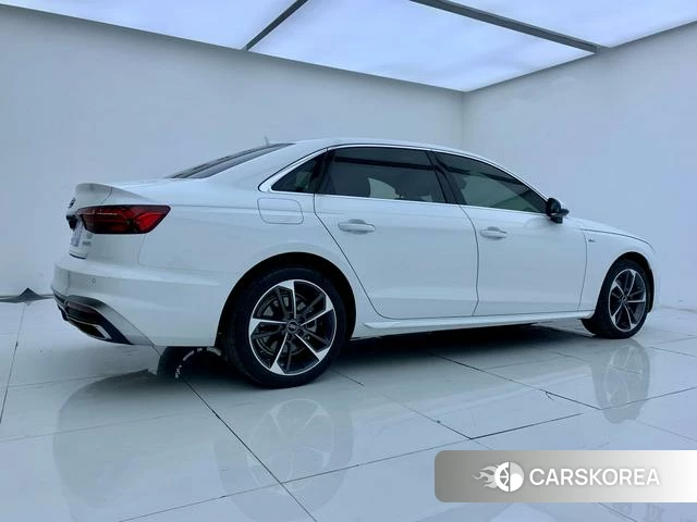 Audi A4L id 4297630 из Китая 20