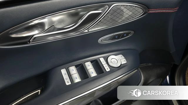 Genesis GV70 id 4231646 из Кореи 20