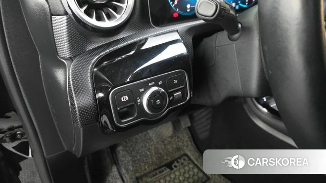 Mercedes-Benz A-Class W177 id 4250741 из Кореи 20