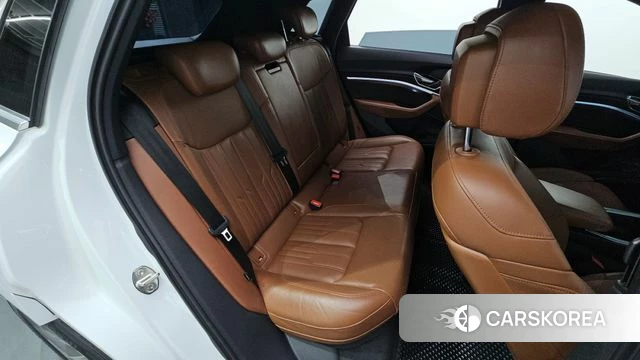 Audi e-Tron id 4282994 из Кореи 20