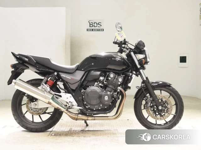 Проданный Honda CB400SF ABS 2021 из Японии, фото 2