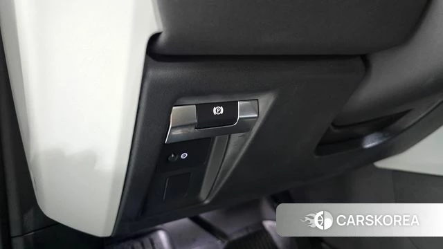 Land Rover Defender (L663) id 4463962 из Кореи 20