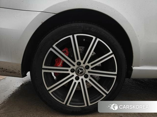 Mercedes-Benz V-class id 4273520 из Китая 20