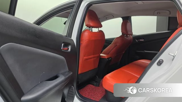 Toyota Prius 4th Generation id 4458000 из Кореи 20