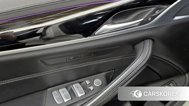 BMW 5 Series (G30) id 4390115 из Кореи 20