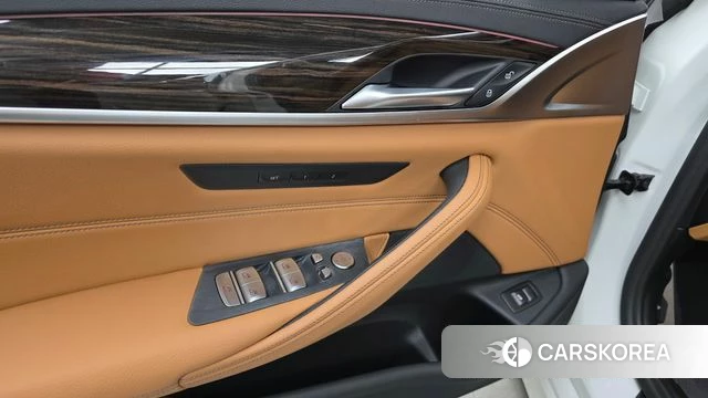 BMW 5 Series (G30) id 4667046 из Кореи 20