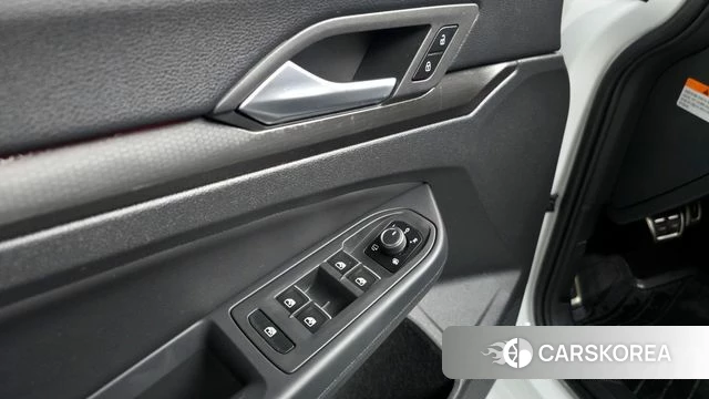 Volkswagen Golf 8th Generation id 4354159 из Кореи 20