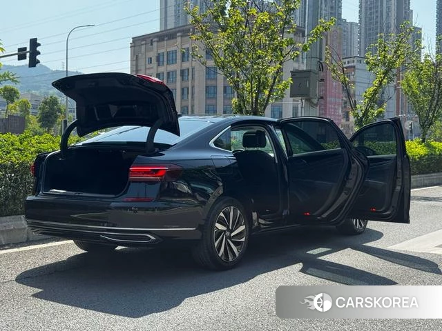 Volkswagen Passat id 4258371 из Китая 20