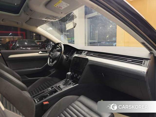 Volkswagen Magotan id 4261946 из Китая 20